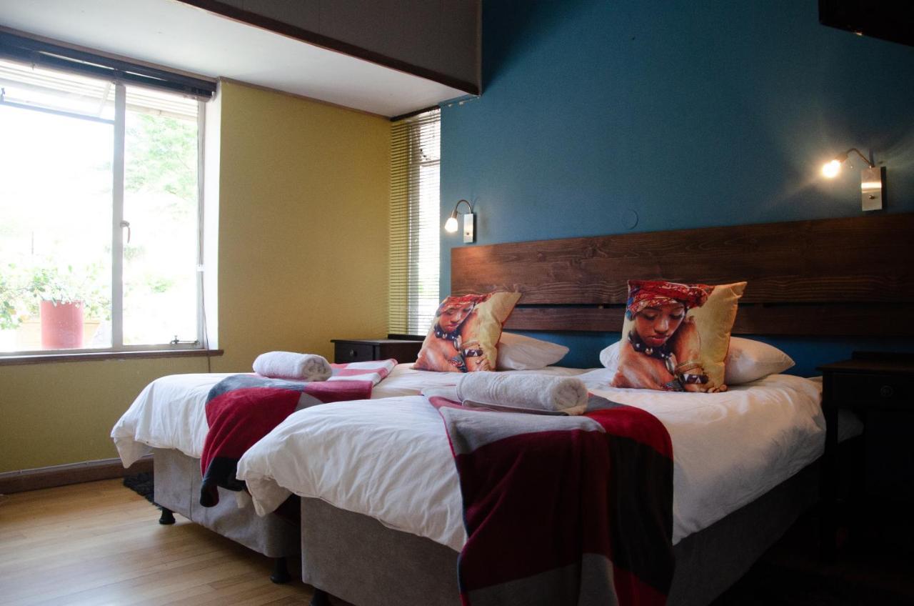 Desert Dew Guest House Hutchinson Экстерьер фото