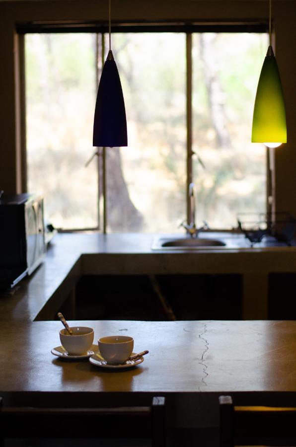 Desert Dew Guest House Hutchinson Экстерьер фото