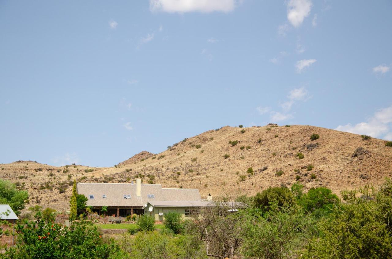 Desert Dew Guest House Hutchinson Экстерьер фото